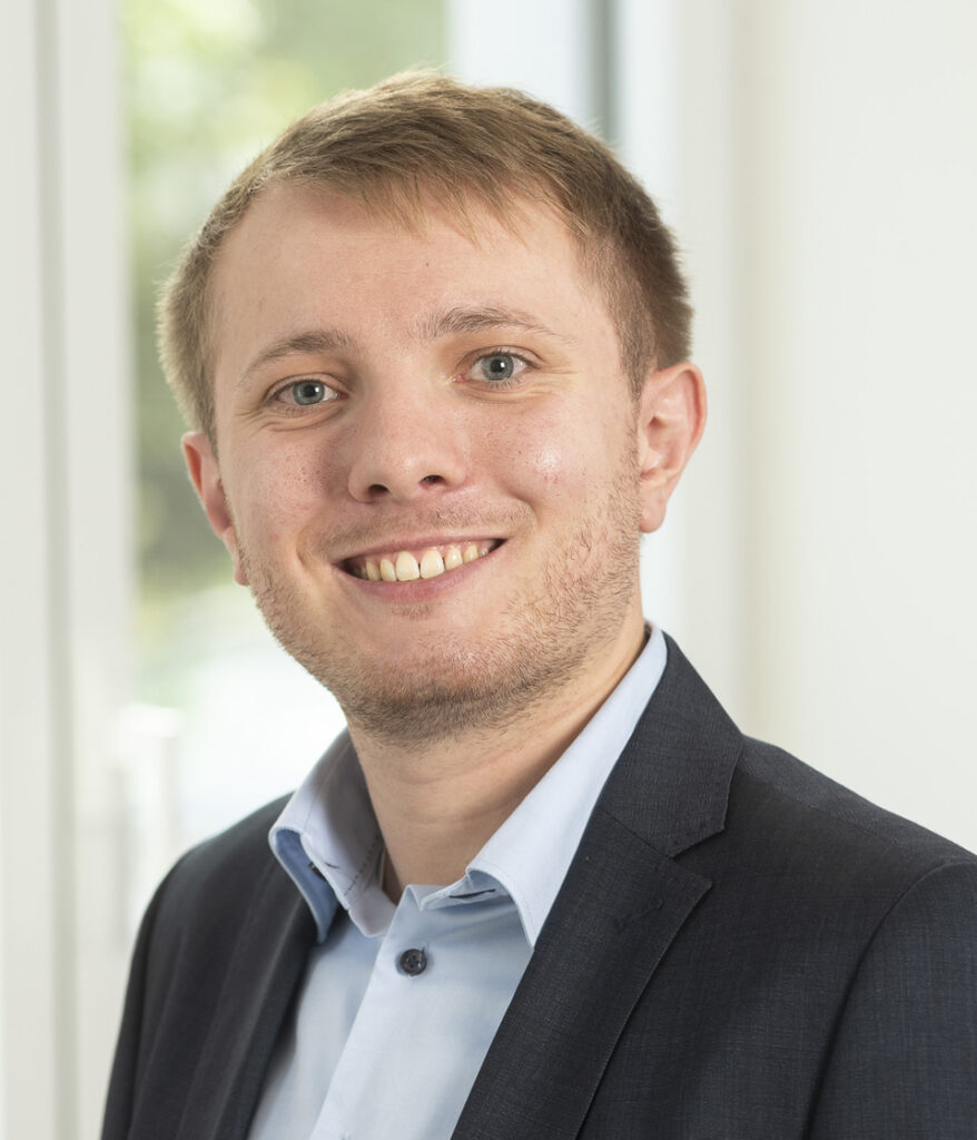 FLORIAN GROß